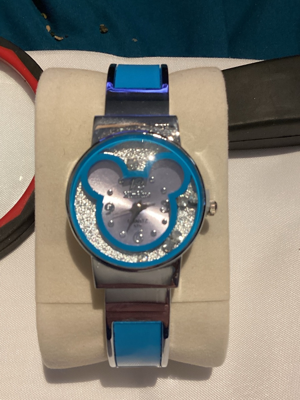Kids Blue Character-Outline Glitter Dial Watch